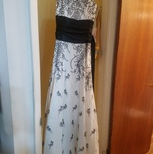 Black and white affair dress